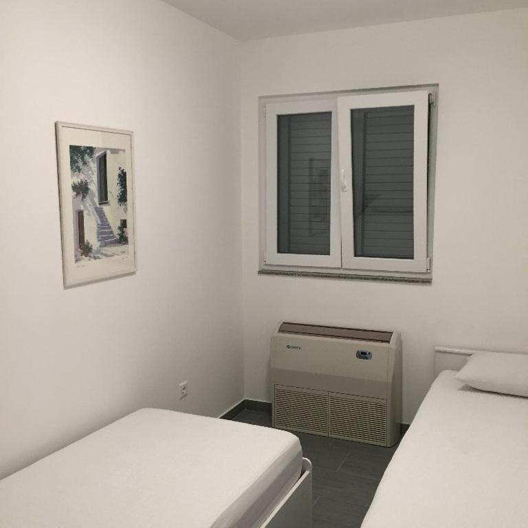 White Anchor Apartment Vodice Ngoại thất bức ảnh