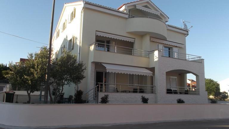 White Anchor Apartment Vodice Ngoại thất bức ảnh