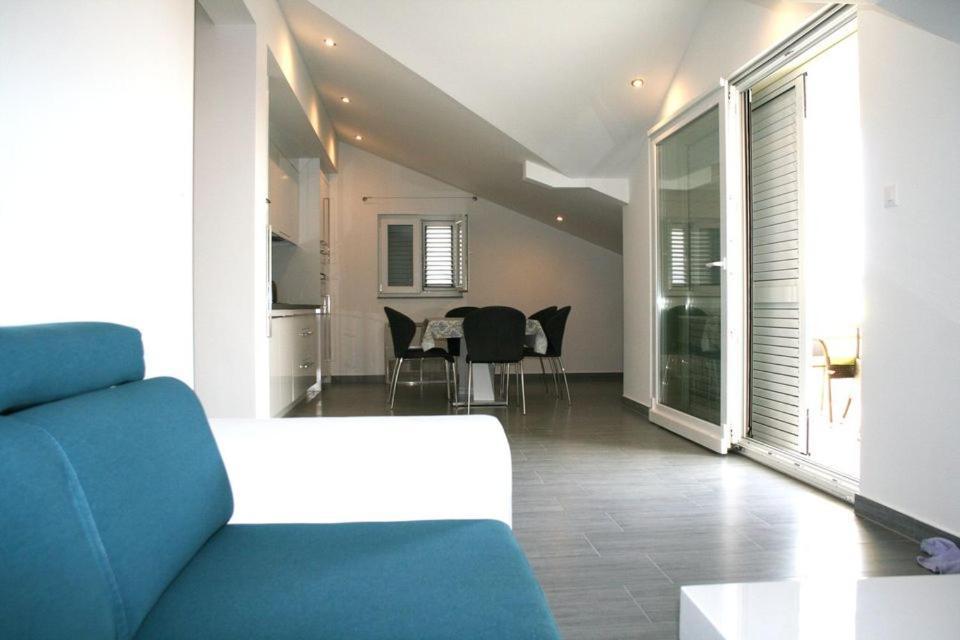 White Anchor Apartment Vodice Ngoại thất bức ảnh