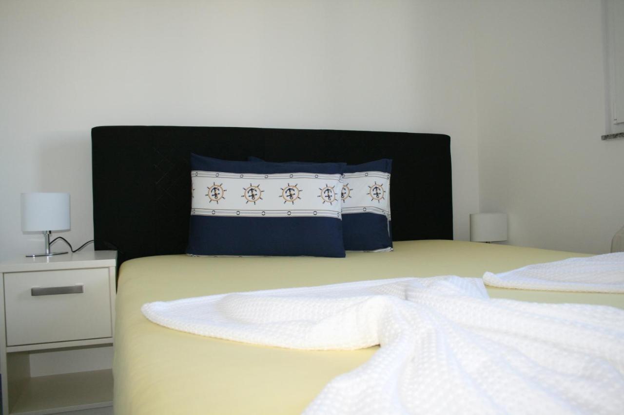 White Anchor Apartment Vodice Ngoại thất bức ảnh