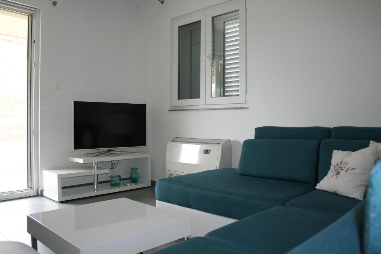 White Anchor Apartment Vodice Ngoại thất bức ảnh