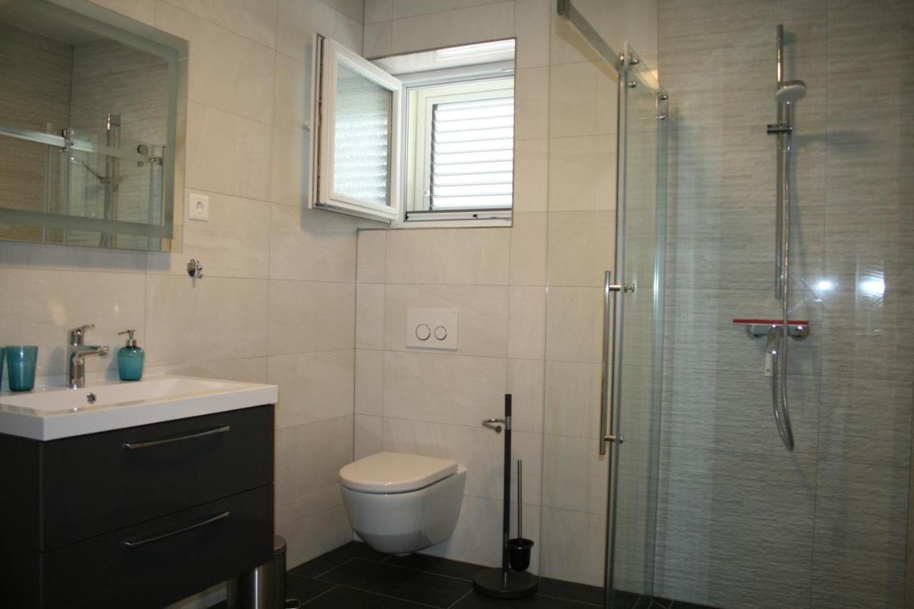 White Anchor Apartment Vodice Ngoại thất bức ảnh