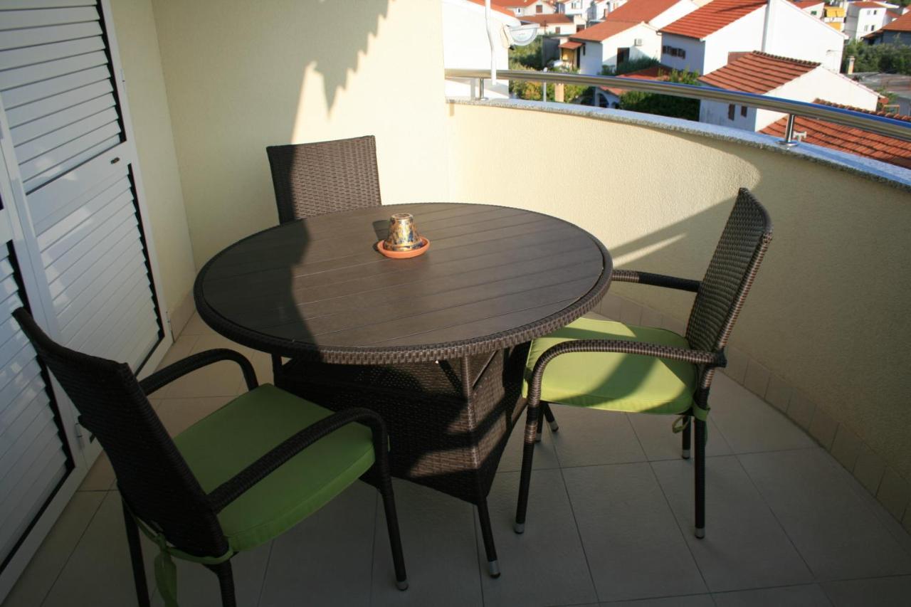 White Anchor Apartment Vodice Ngoại thất bức ảnh