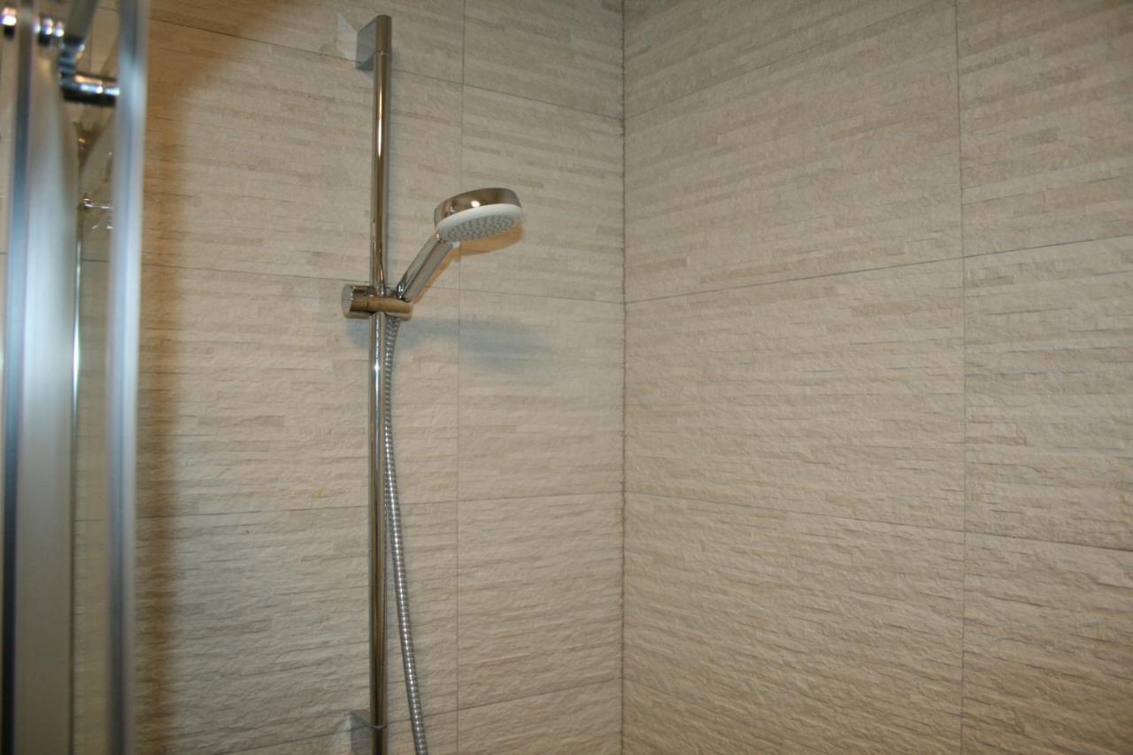 White Anchor Apartment Vodice Ngoại thất bức ảnh